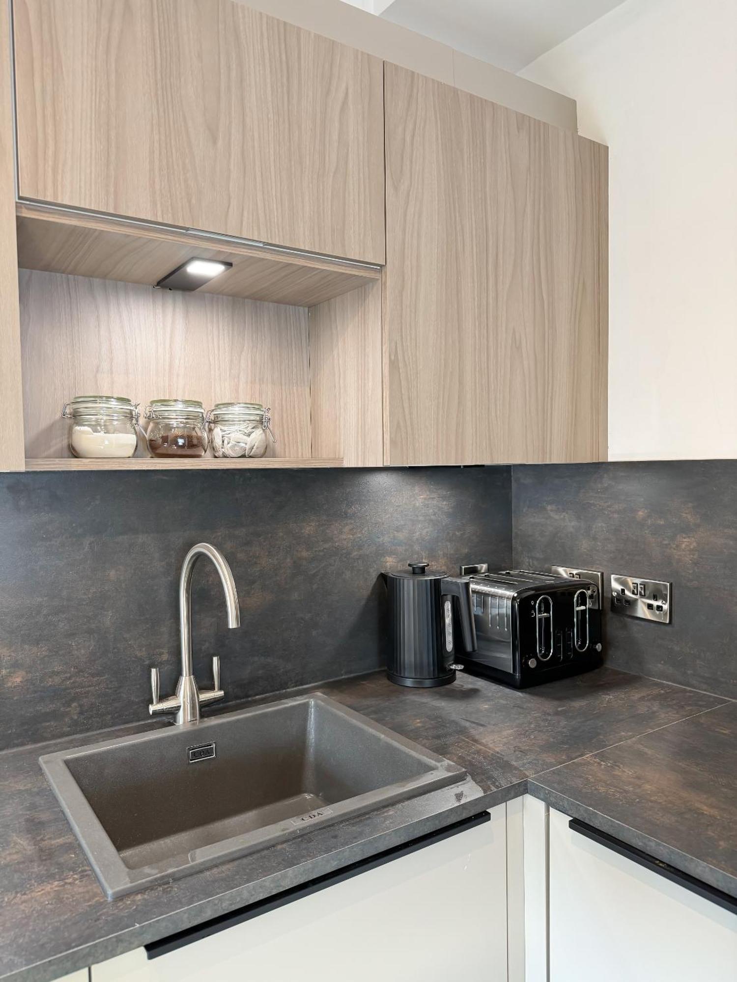 Central Hull Apartments Kingston upon Hull Bilik gambar